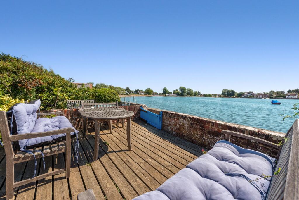 House in Chichester, Bosham - View 2