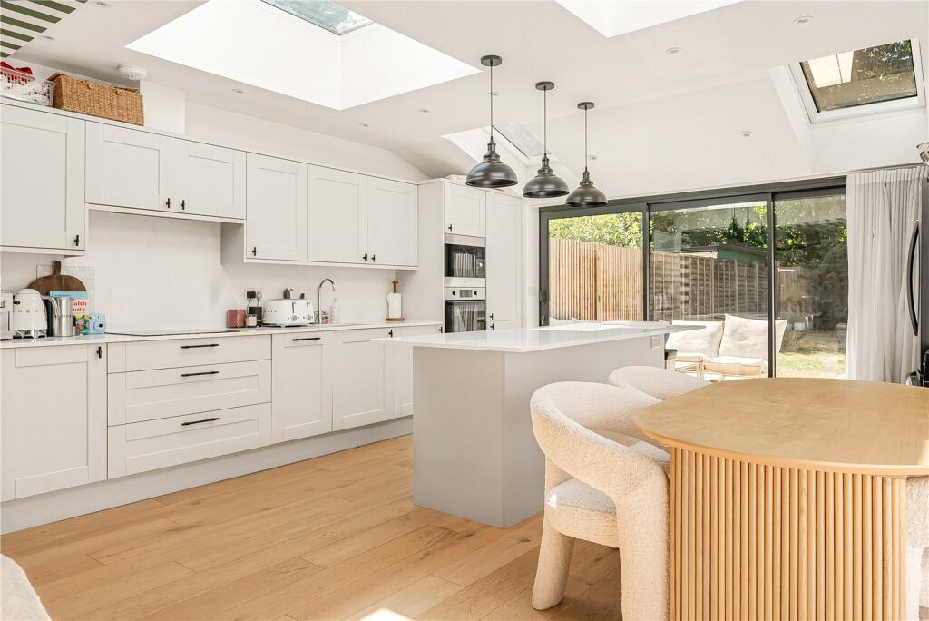 Main image of property: Harris Lane, Shenley, Radlett, Hertfordshire, WD7