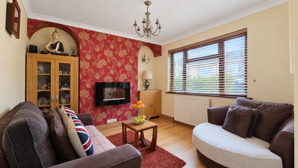 House in London - View 2