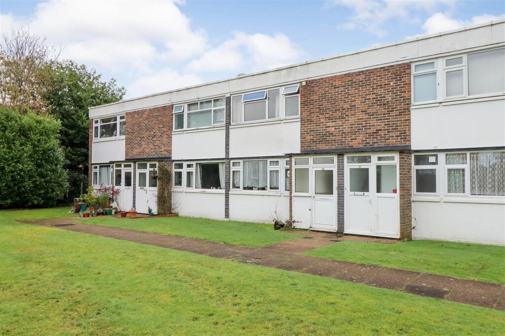 Main image of property: Guildford Road, Horsham