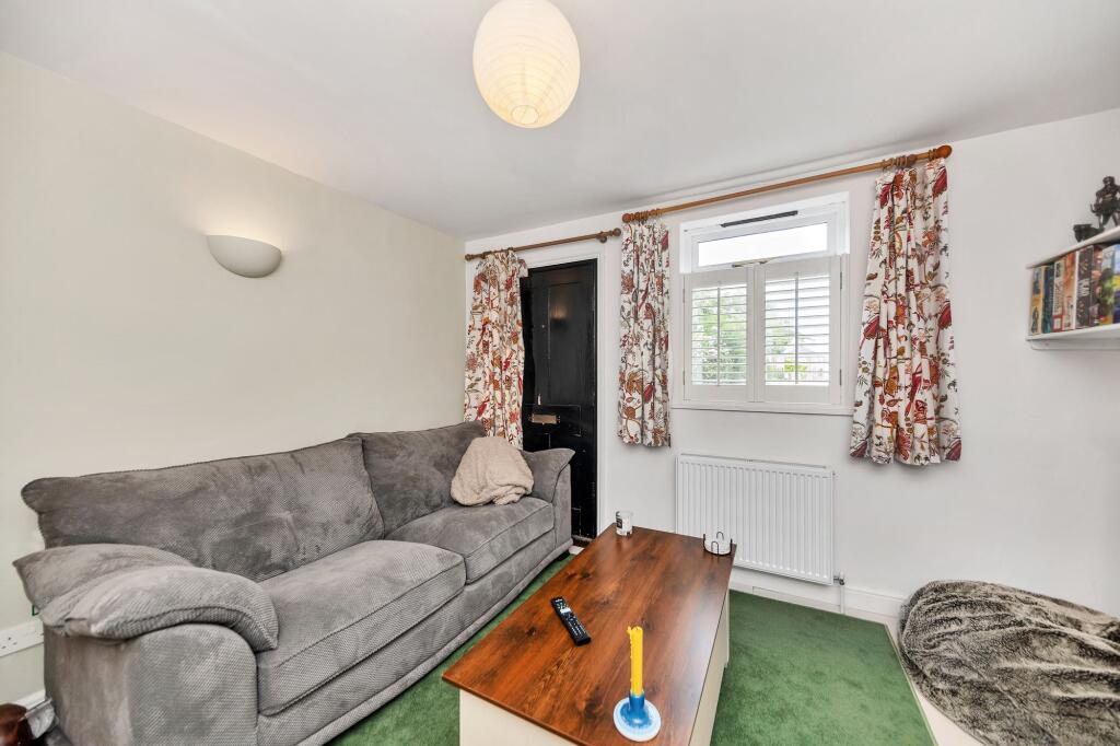 House in Stevenage - View 4