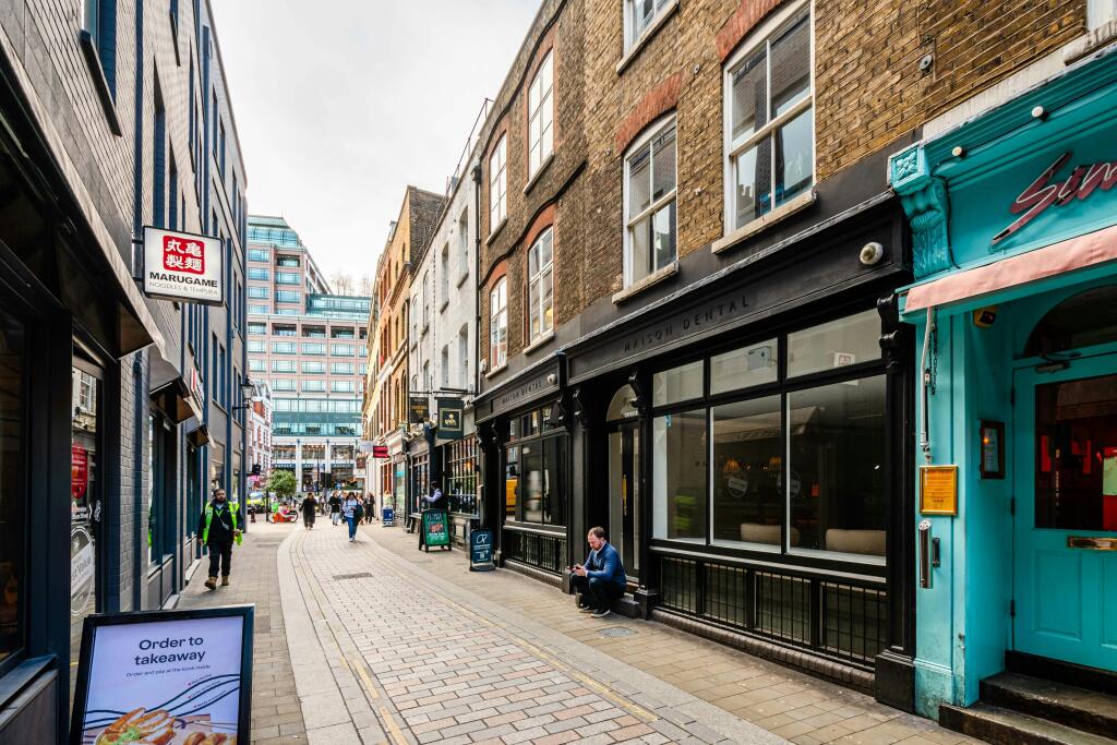 Widegate St 2223 3F  Low Res 15.jpg