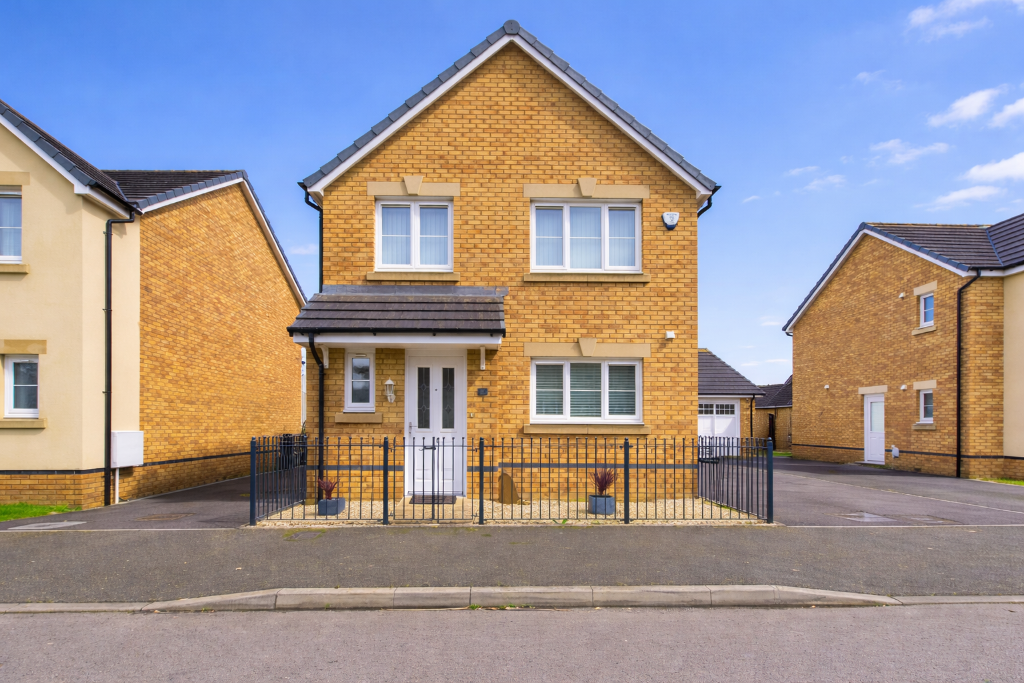 Main image of property: Hedge Field Way, CF83