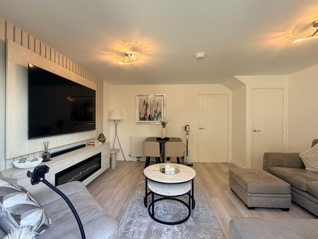 House in Cambuslang, Newton Farm - View 5