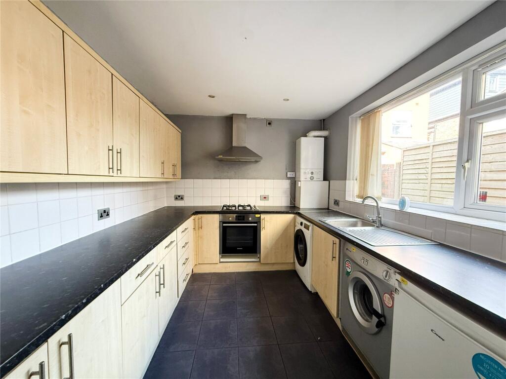 House in Manchester, Greater Manchester - View 5