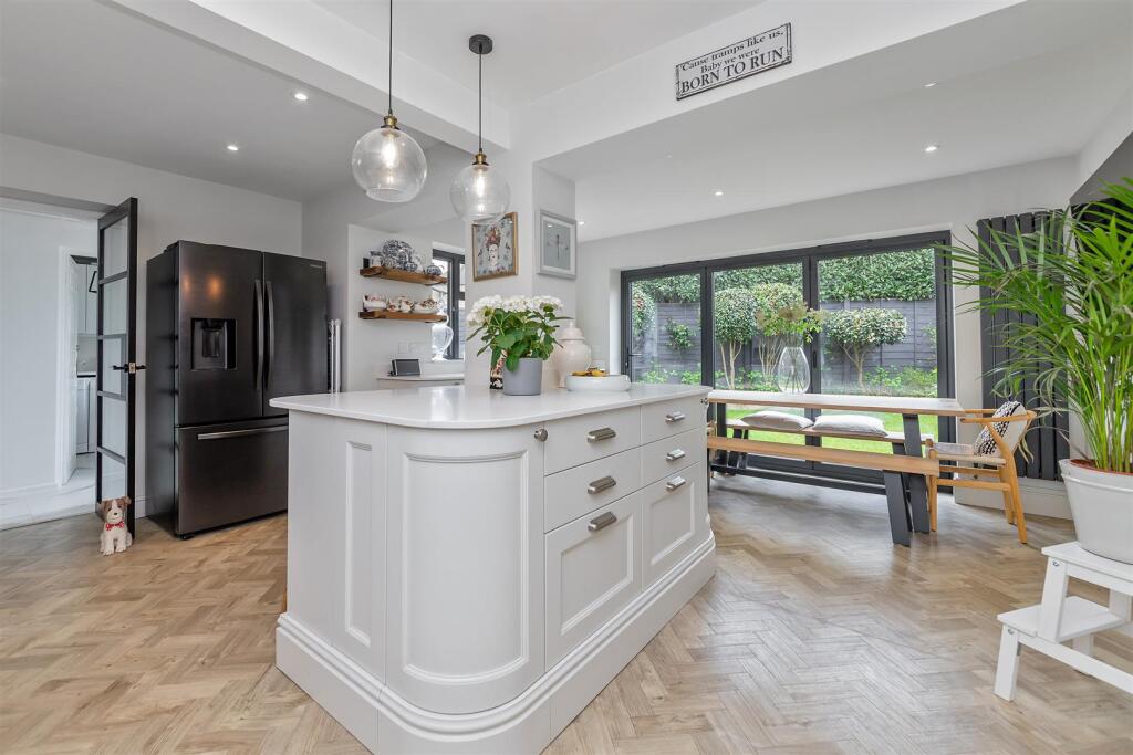 Additional image 7 of Penn Road, Park Street, St. Albans