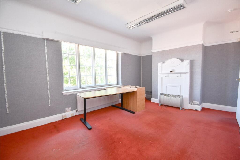 House in Ellesmere Port, Whitby - View 3