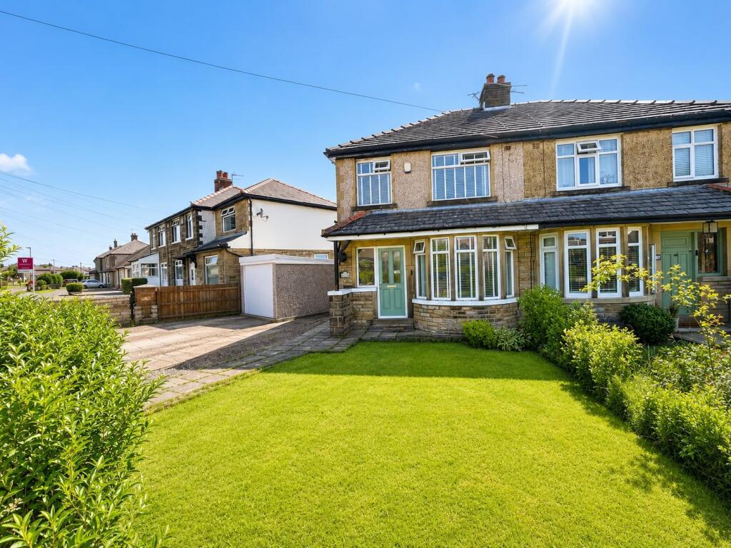 House in Bradford - View 2