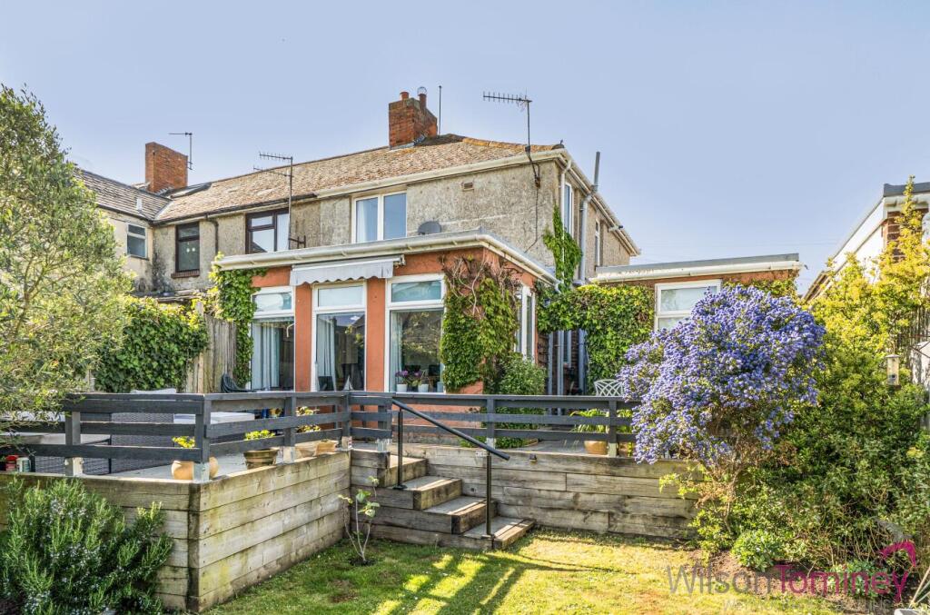 3-bed semi-detached on Grove Avenue, Weymouth, £425,000