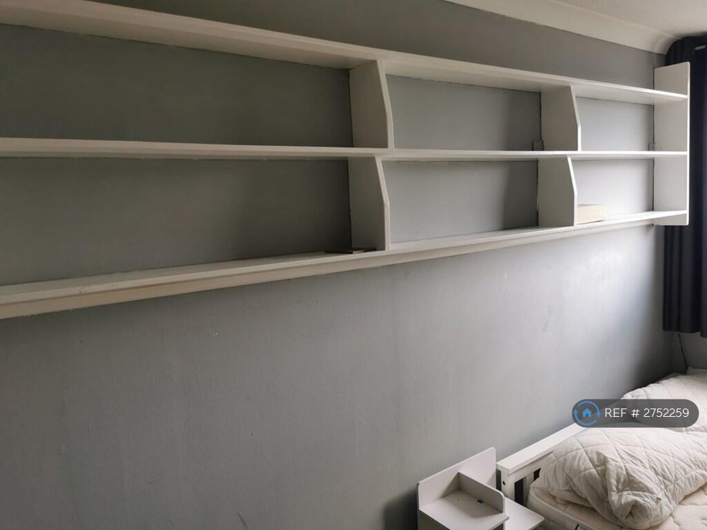 Main image of property: Hereford Walk, Basildon, SS14