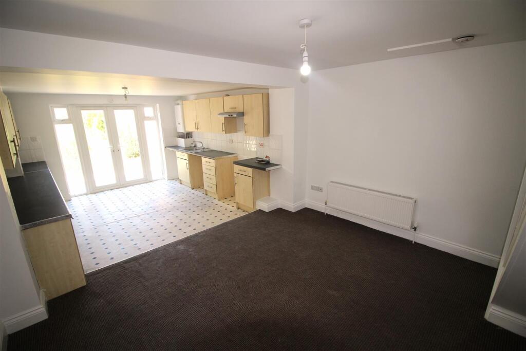 House in Portsmouth - View 2
