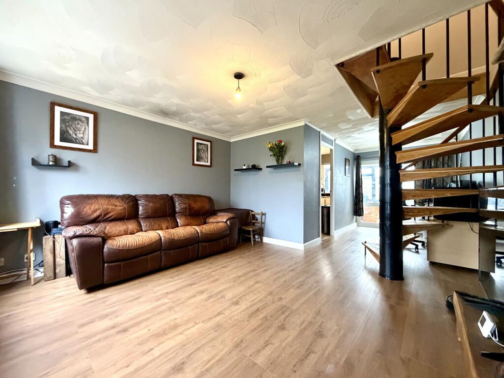 Laurel Close, Mepal, Ely, Cambridgeshire photo 3