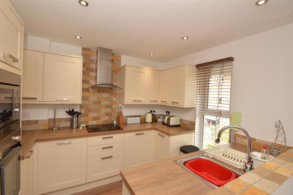Apartment in Ryde, Isle of Wight - View 5