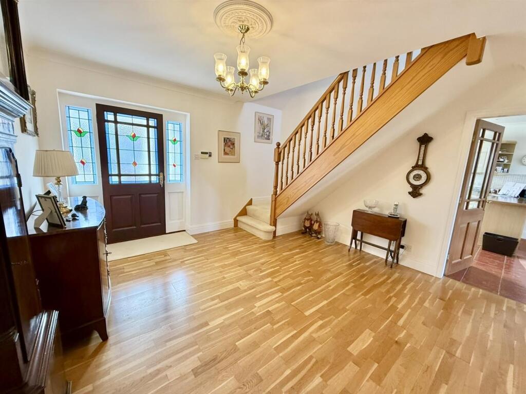 Conway Crescent, Llandudno photo 5