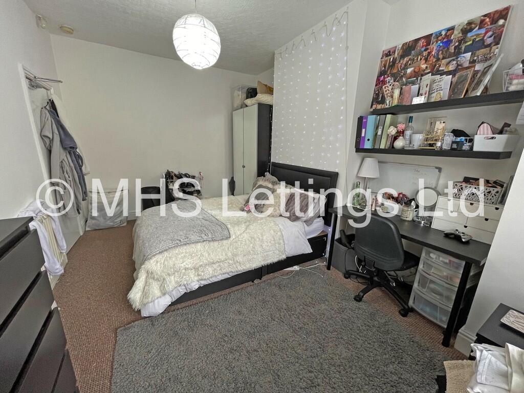 141 Ash Road, Leeds, LS6 3HD - View 6