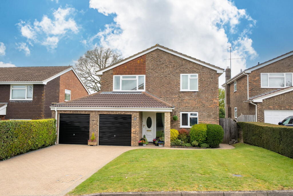 Main image of property: Medway Avenue, Oakley, Basingstoke, RG23 7DP
