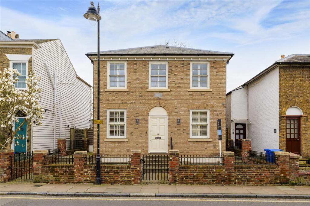 Main image of property: Clark House, South Road, Faversham