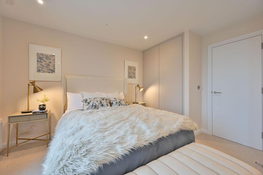 House in London - More