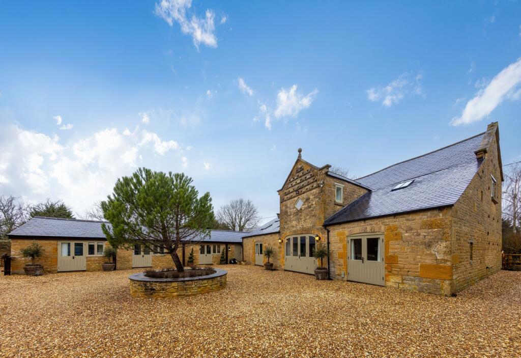 Main image of property: London Road, Moreton-In-Marsh, GL56