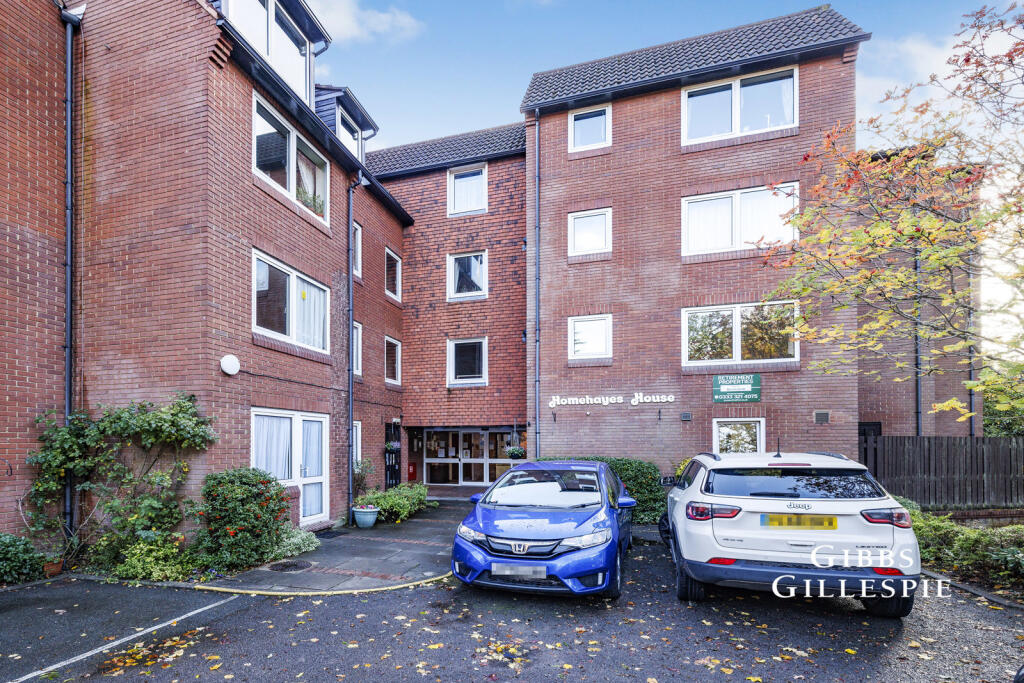 Main image of property: Oakdene Close, Pinner, HA5