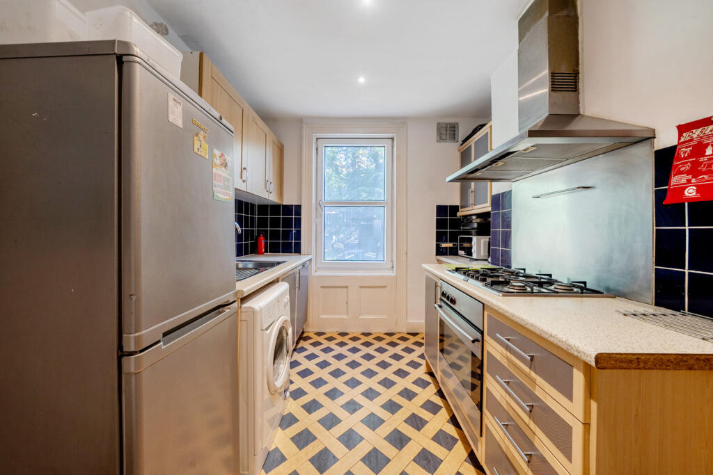 House in London - View 4