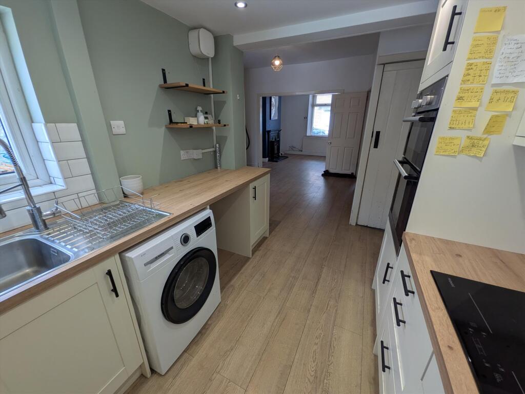 House in Lancaster - View 5