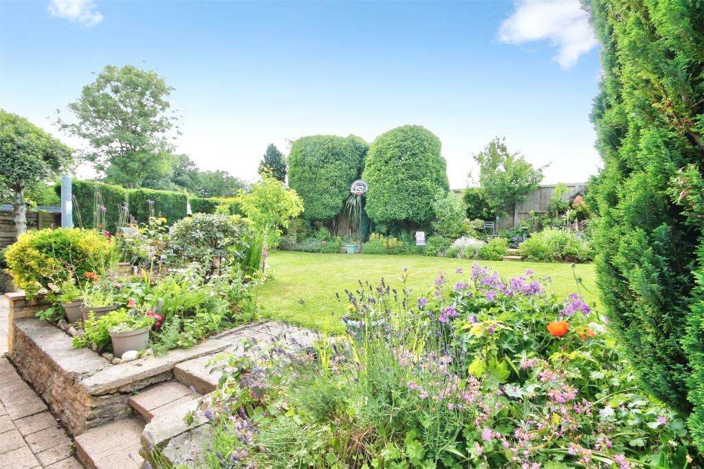 Orchard Gardens, Chester Le Street, County Durham, DH3 photo 4