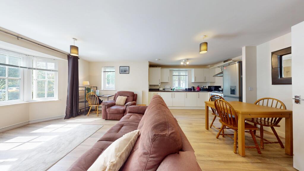 Apartment in Cardiff - View 5