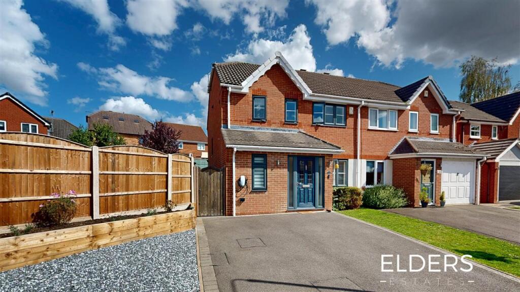 3-bed semi-detached on Wakefield Croft, Shipley View, £300,000