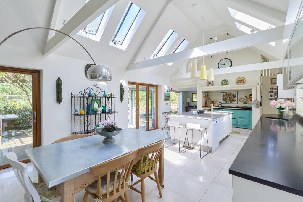 House in West Suffolk, Chimney Street, Hundon - View 5