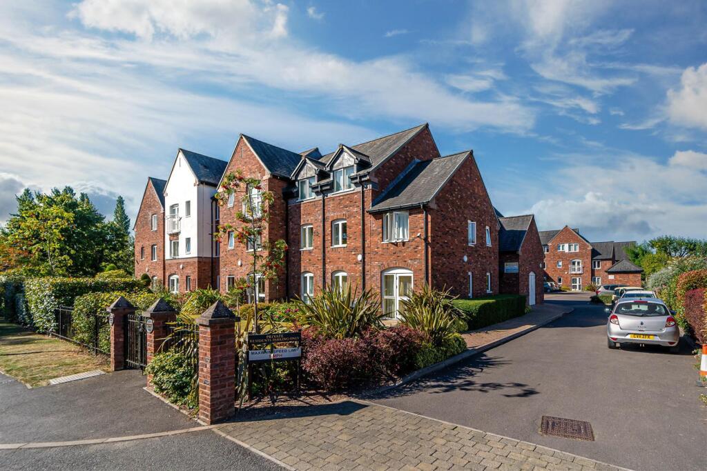 Main image of property: 28 Wombrook Court, Wombourne, Wolverhampton