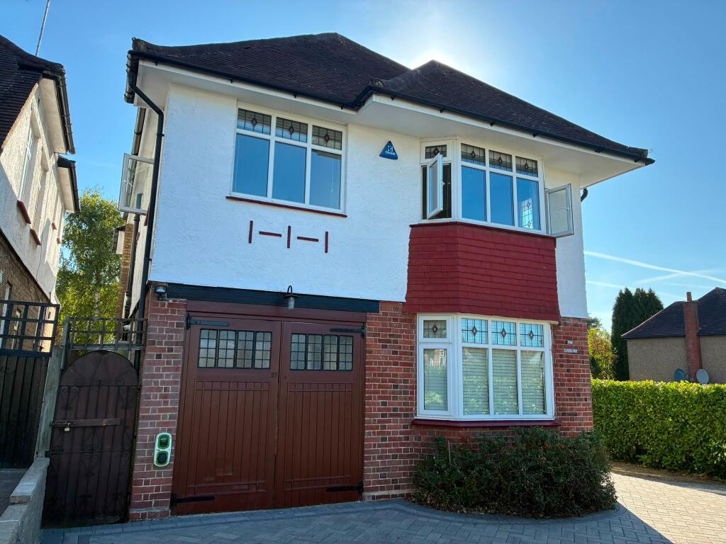 Main image of property: Meadway, London