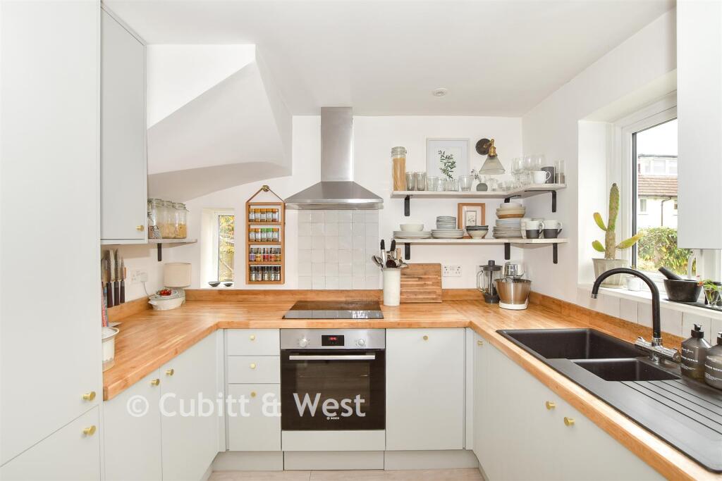 House in Redhill - More