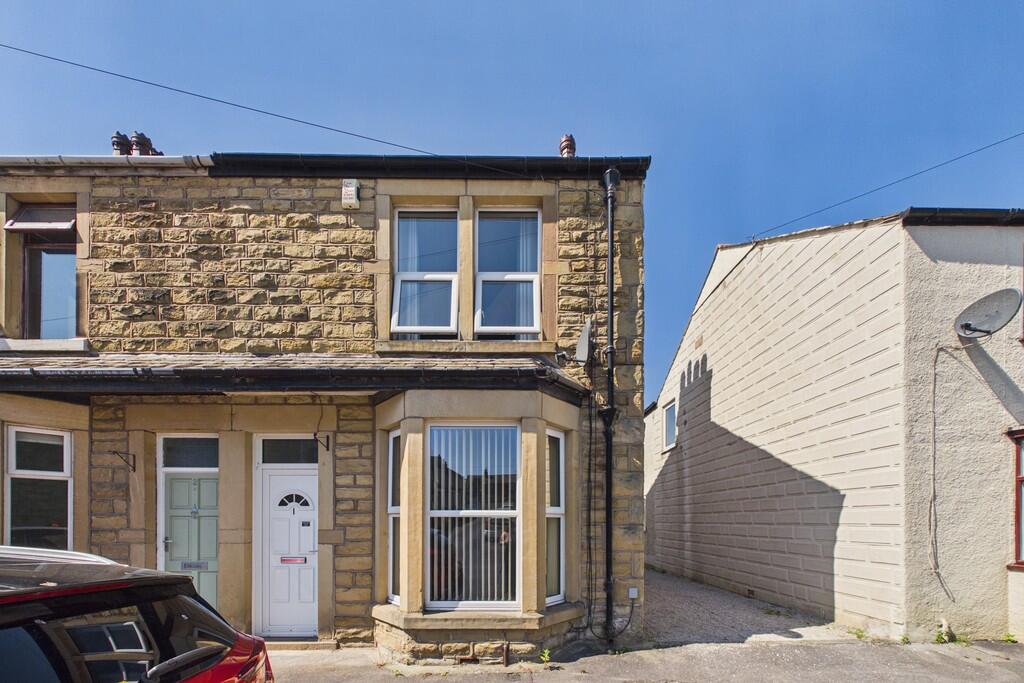Main image of property: 1 Alexandra Road, Carnforth, LA5 9DT