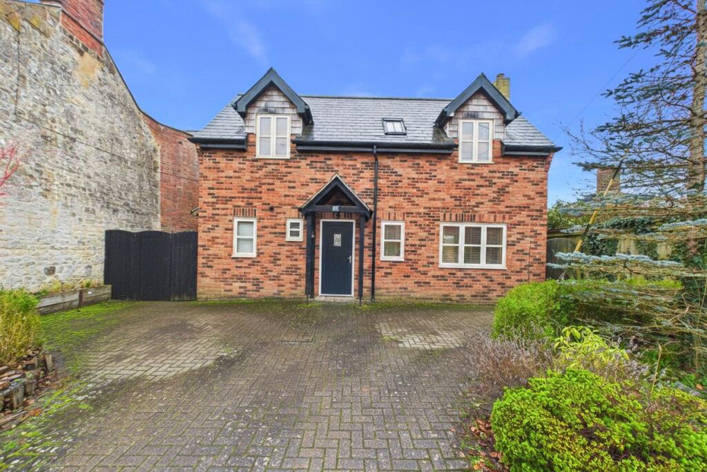 Main image of property: Main Street, Chackmore, Buckingham, Buckinghamshire, MK18