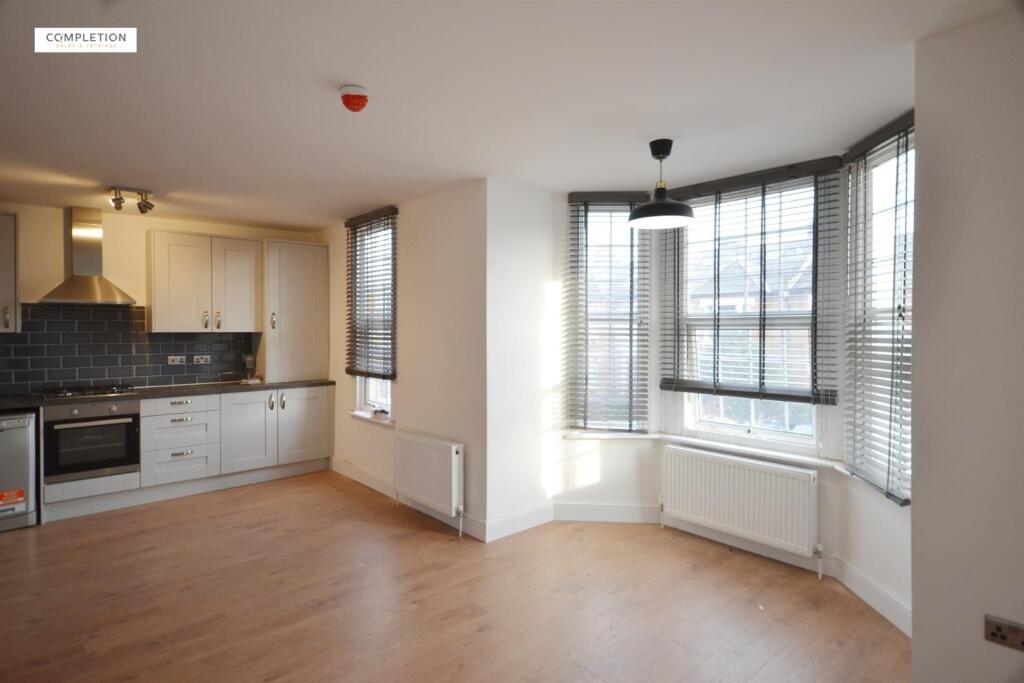 Main image of property: Two Bedroom Flat to Let, Forest Drive East, Leytonstone, E11 (£2,200pcm)