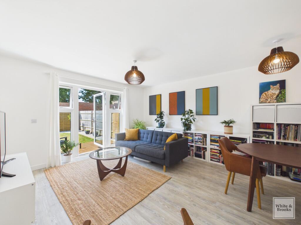 House in Chichester - More