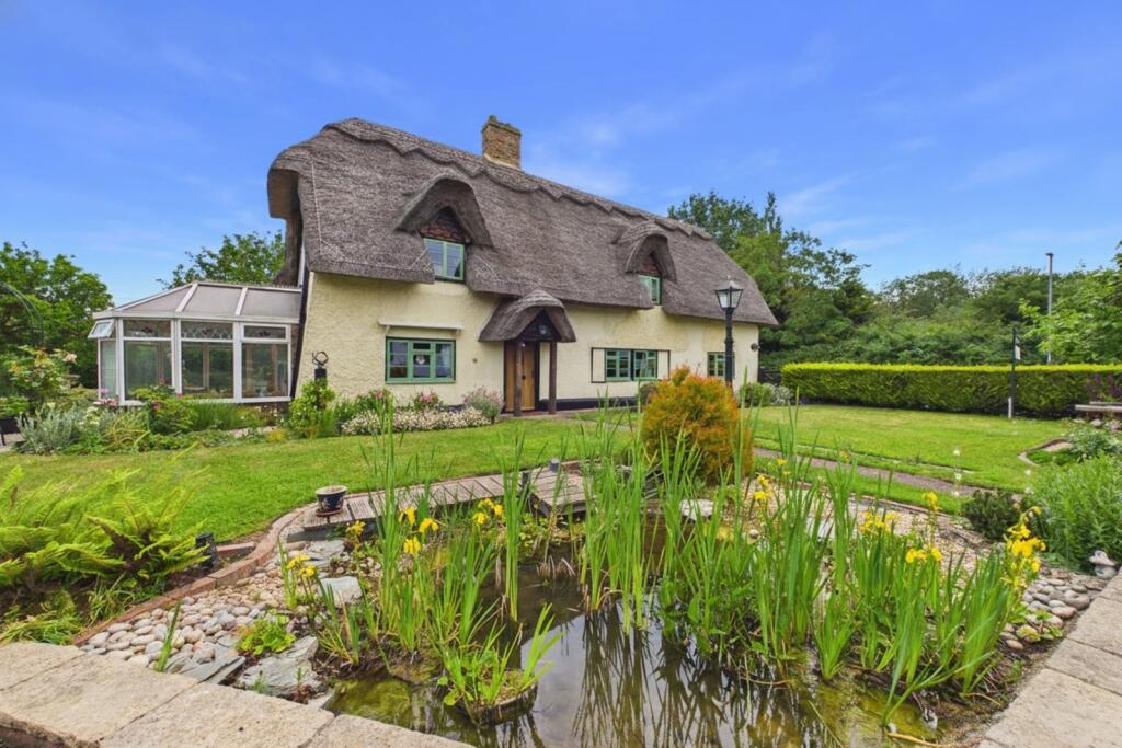 Main image of property: High Street, Ellington, Huntingdon, Cambridgeshire, PE28