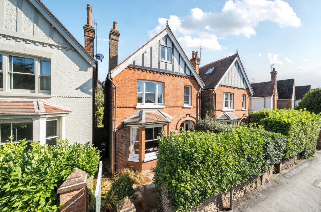 Main image of property: Croydon Road, Reigate, RH2