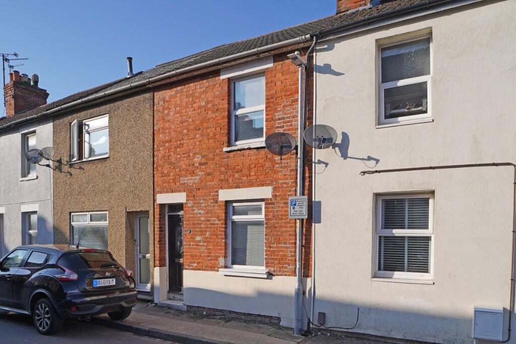 Main image of property: Cross Street, Swindon, SN1 3JT