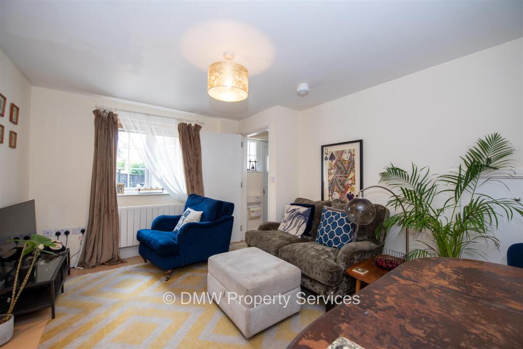 Apartment in Nottingham - View 5
