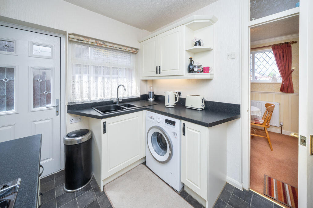House in Dudley, West Midlands - More