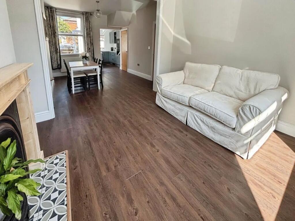 House in Teignbridge, Newton Abbot - View 4