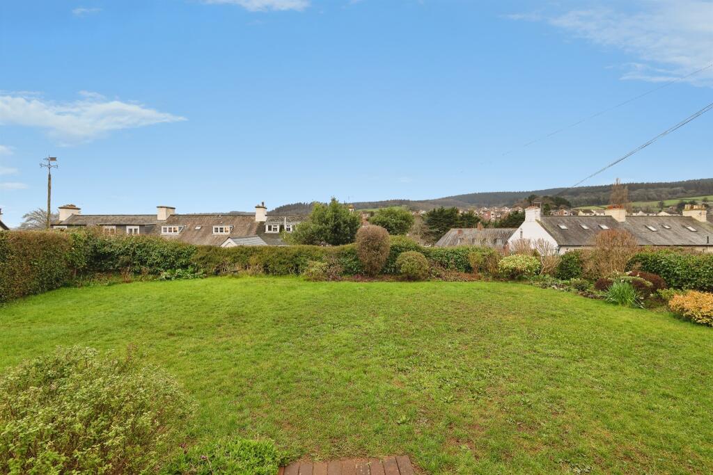Parks Lane, MINEHEAD photo 2