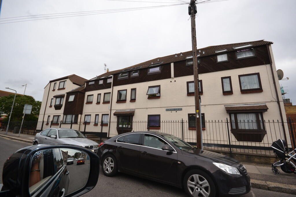 Connaught Road, Ilford photo 2