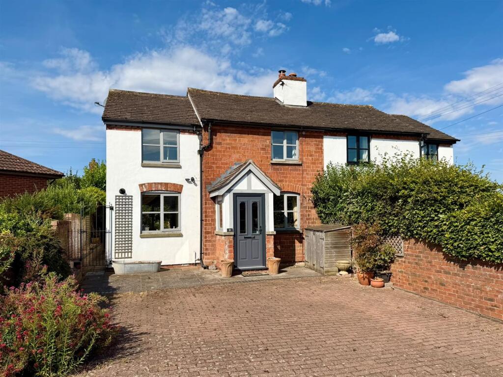 Main image of property: 9 Pleasant Row, Clehonger, Hereford