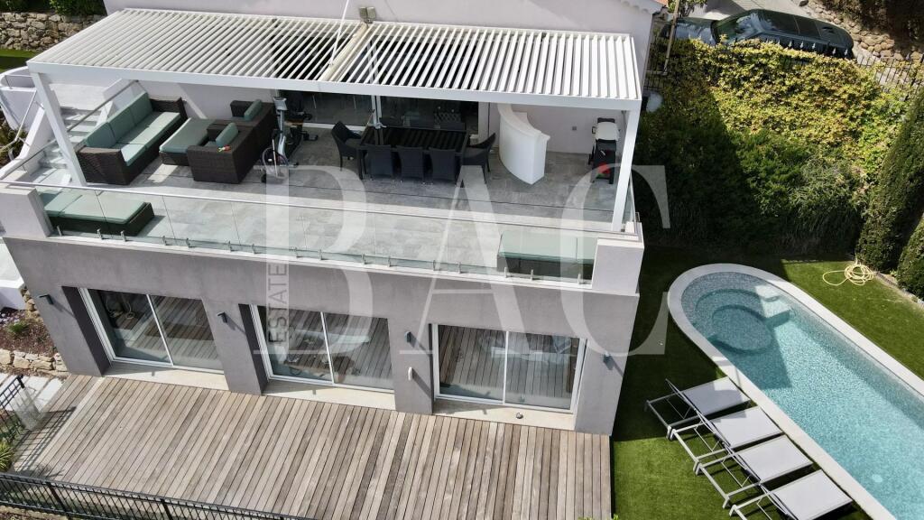 Main image of property: Provence-Alps-Cote d`Azur, Alpes-Maritimes, Vallauris