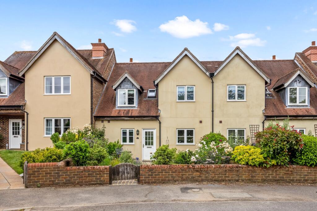 Main image of property: Wyvern Place, Warnham, RH12