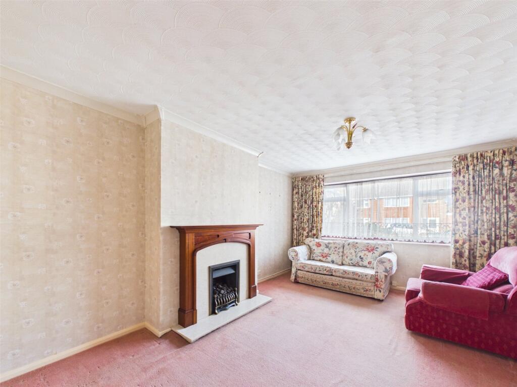 House in Gloucester - View 4