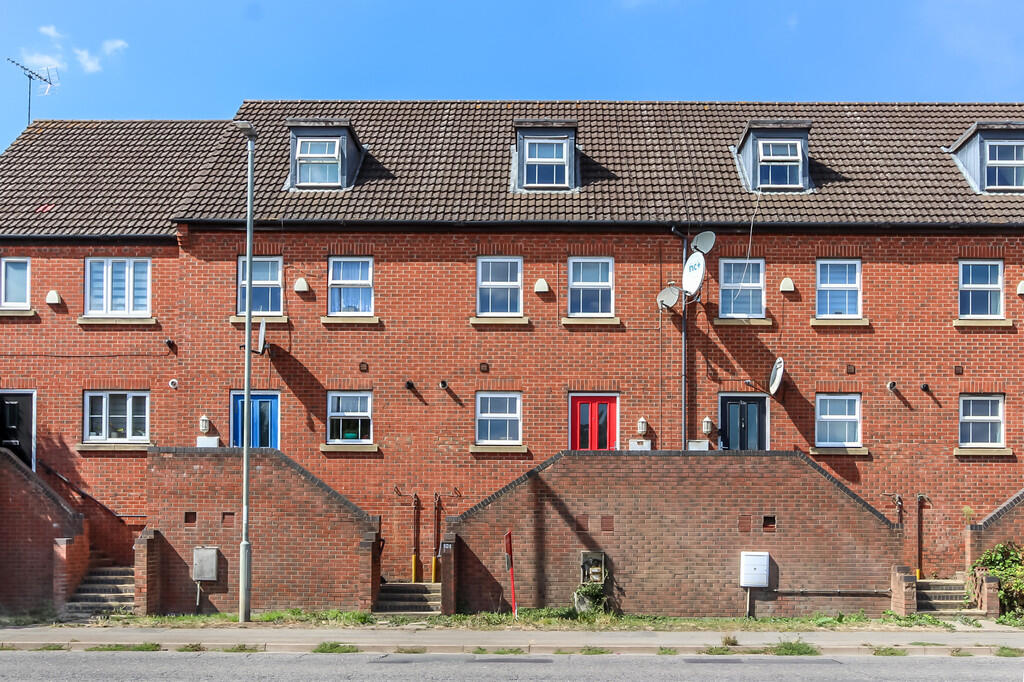 Main image of property: The Embankment, Wellingborough